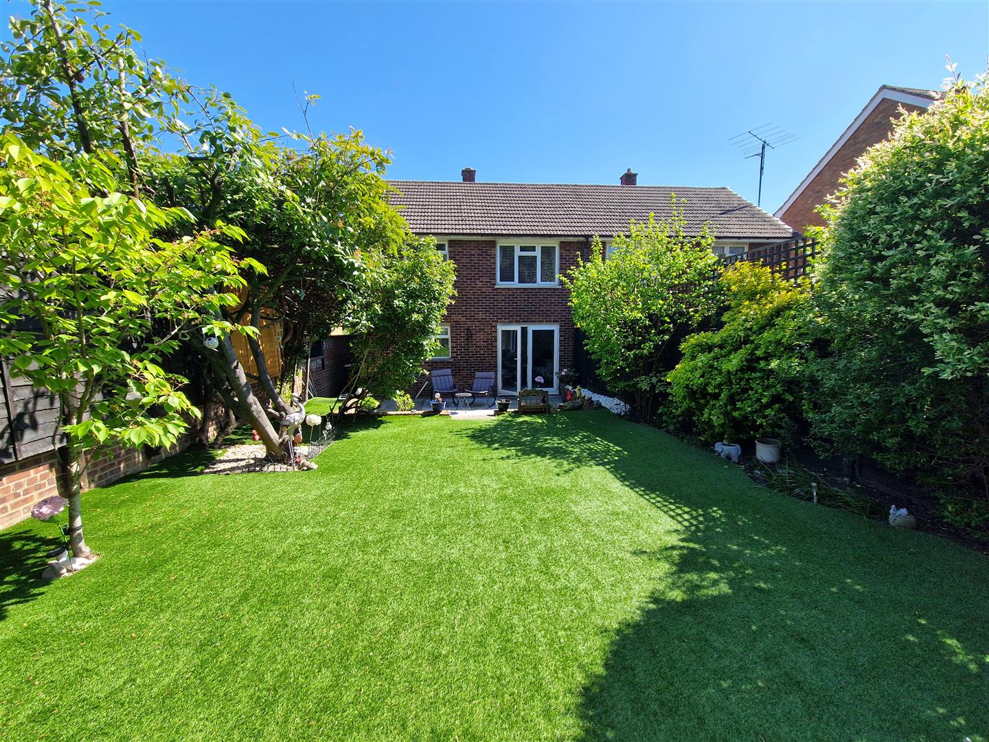 Robin Hill, Brickhill